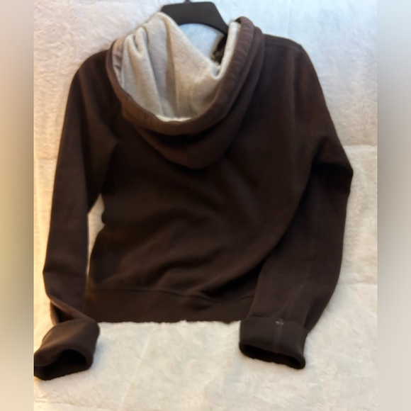 Abercrombie & Fitch brown sweat jacket size Medium with hoodie front pockets - Picture 11 of 12